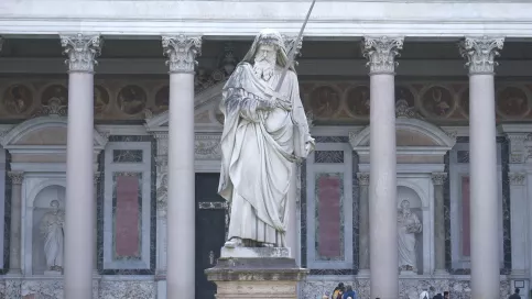 Statue Saint Paul Rome